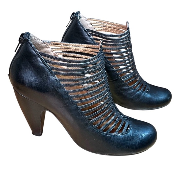 MIZ MOOZ Sloane Genuine Leather Black Cage Booties Back Zipper Round Toe US Sz 6 - Picture 5 of 10